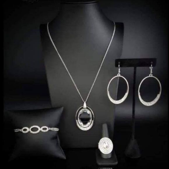 Custom Jewelry - Picture 4 of 5